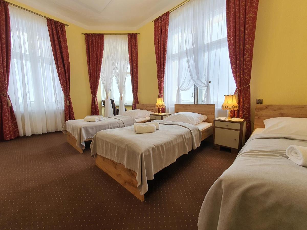 Palac Lawica- Splywy Przelomem Bardzkim Kłodzko Kültér fotó