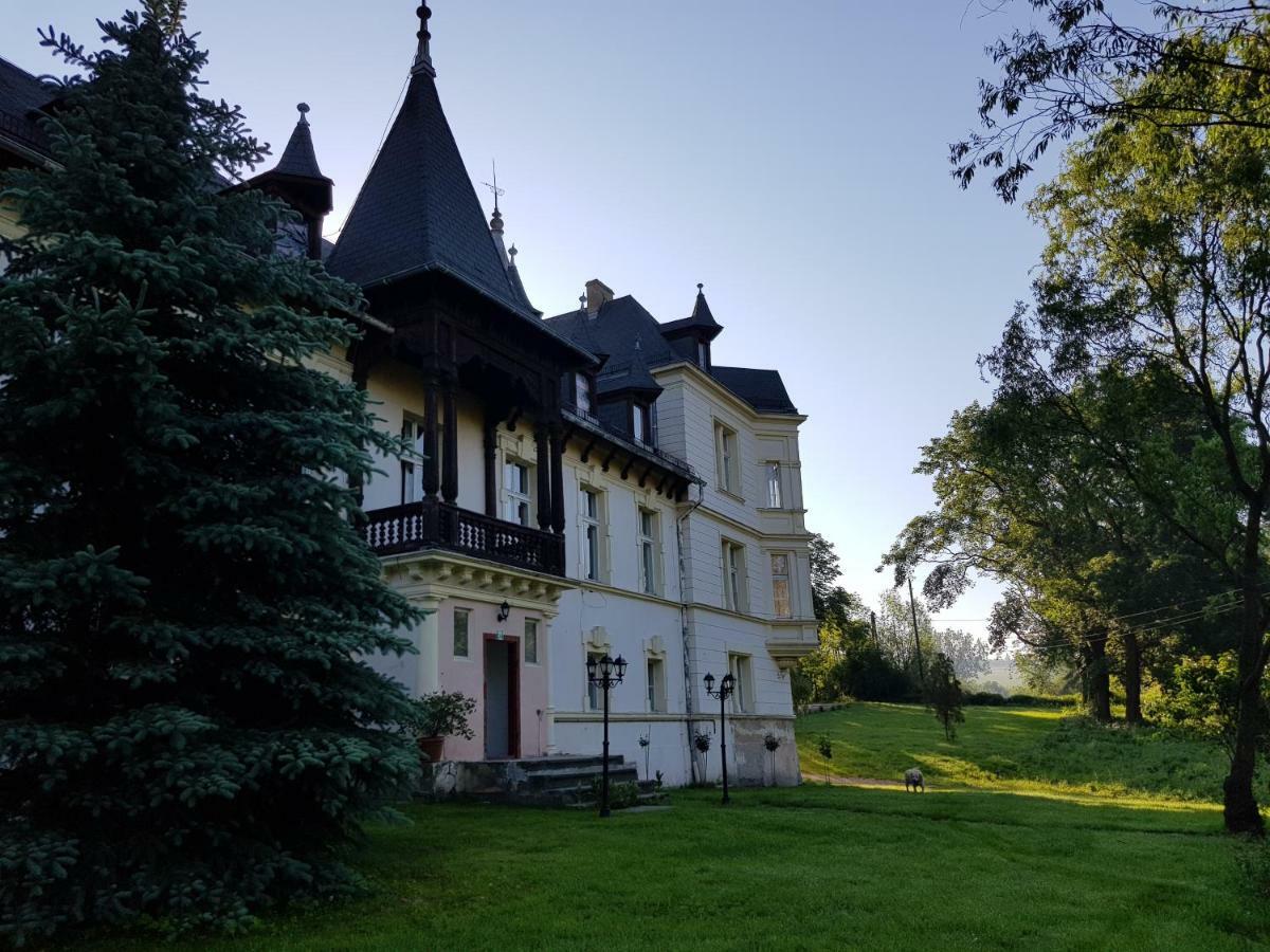 Palac Lawica- Splywy Przelomem Bardzkim Kłodzko Kültér fotó
